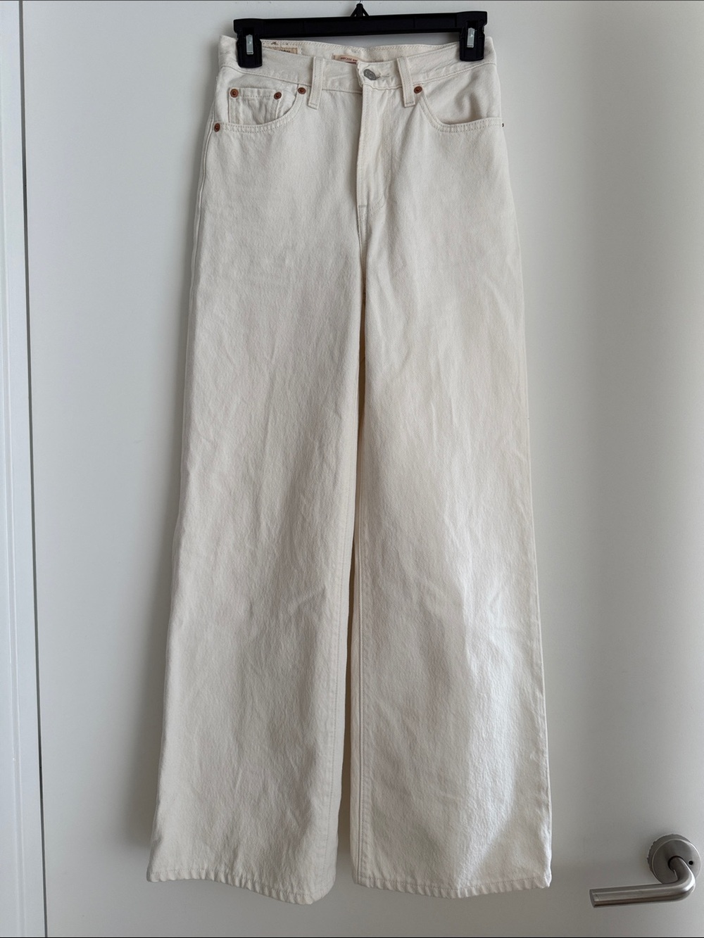 Levi's Cream Wide-Leg Jeans - High Waist Flare